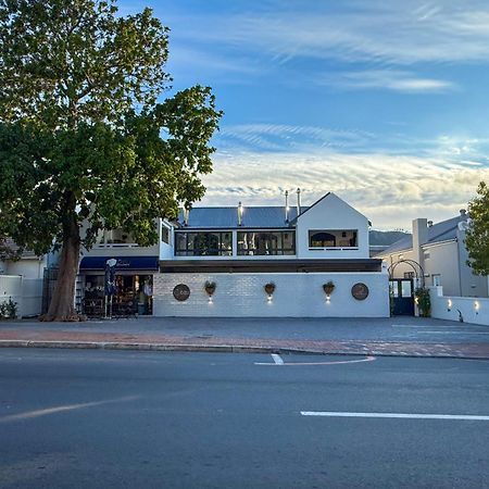 Le Petit Manoir Boutique Hotel Franschhoek Exterior foto